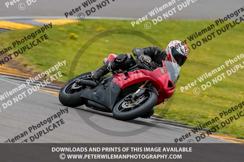 PJM Photography;anglesey no limits trackday;anglesey photographs;anglesey trackday photographs;enduro digital images;event digital images;eventdigitalimages;no limits trackdays;peter wileman photography;racing digital images;trac mon;trackday digital images;trackday photos;ty croes